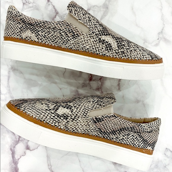 Vici Shoes - Beige Snake Sneaker